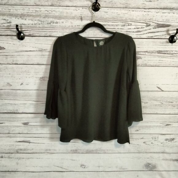 Pre-owned. "Bobeau" woman's blouse  - Picture 1 of 8